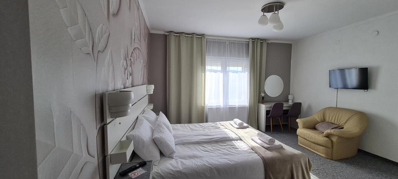 Lugas Apartman Miskolctapolca 2 Haloszoba Dezsa Es Jakuzzi Koezel A Barlangfuerdohoez Екстер'єр фото