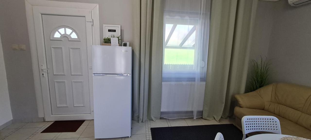 Lugas Apartman Miskolctapolca 2 Haloszoba Dezsa Es Jakuzzi Koezel A Barlangfuerdohoez Екстер'єр фото