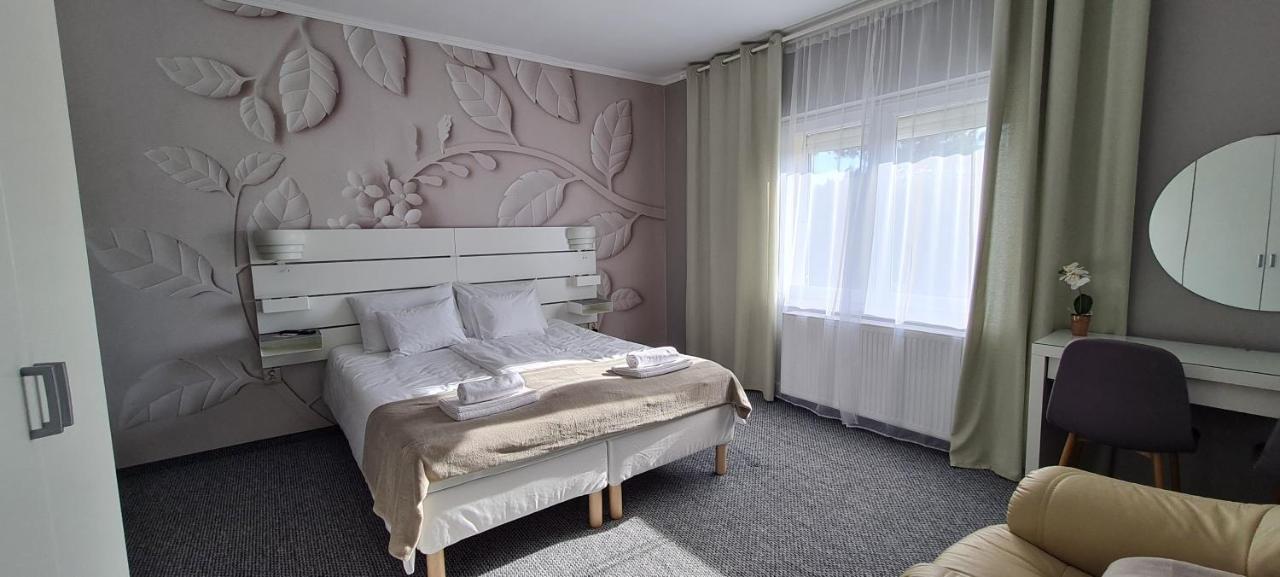 Lugas Apartman Miskolctapolca 2 Haloszoba Dezsa Es Jakuzzi Koezel A Barlangfuerdohoez Екстер'єр фото